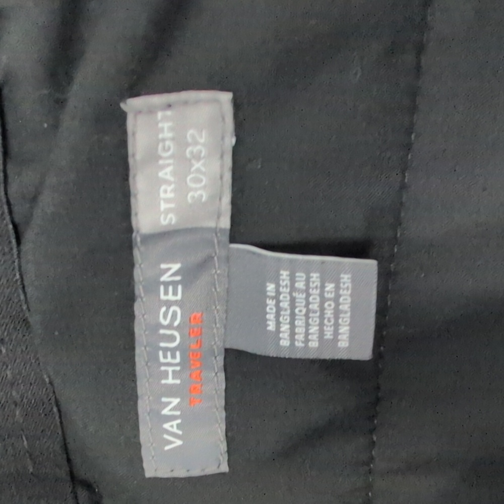 Van Heusen Men's Classic Black Dress Pants (Traveler) - Picture 5 of 5